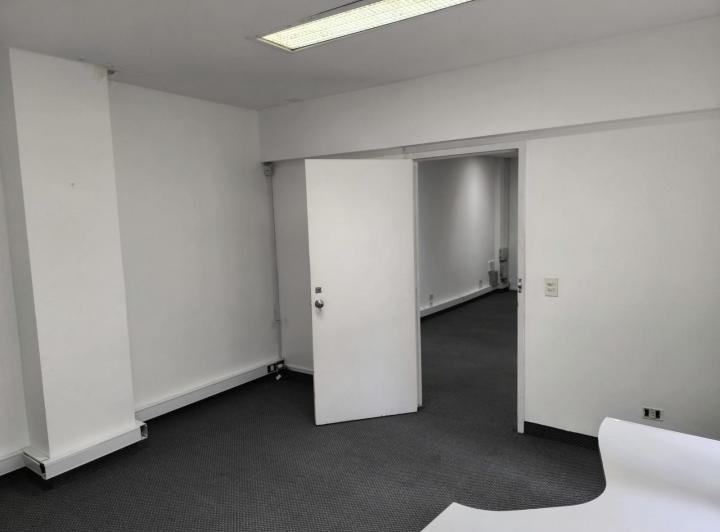 ÚNICA OFICINA DE 76 M2 EDIFICIO 24 HS!!! GRAN OPORTUNIDAD!! ATENCIÓN INVERSORES!!!! 2