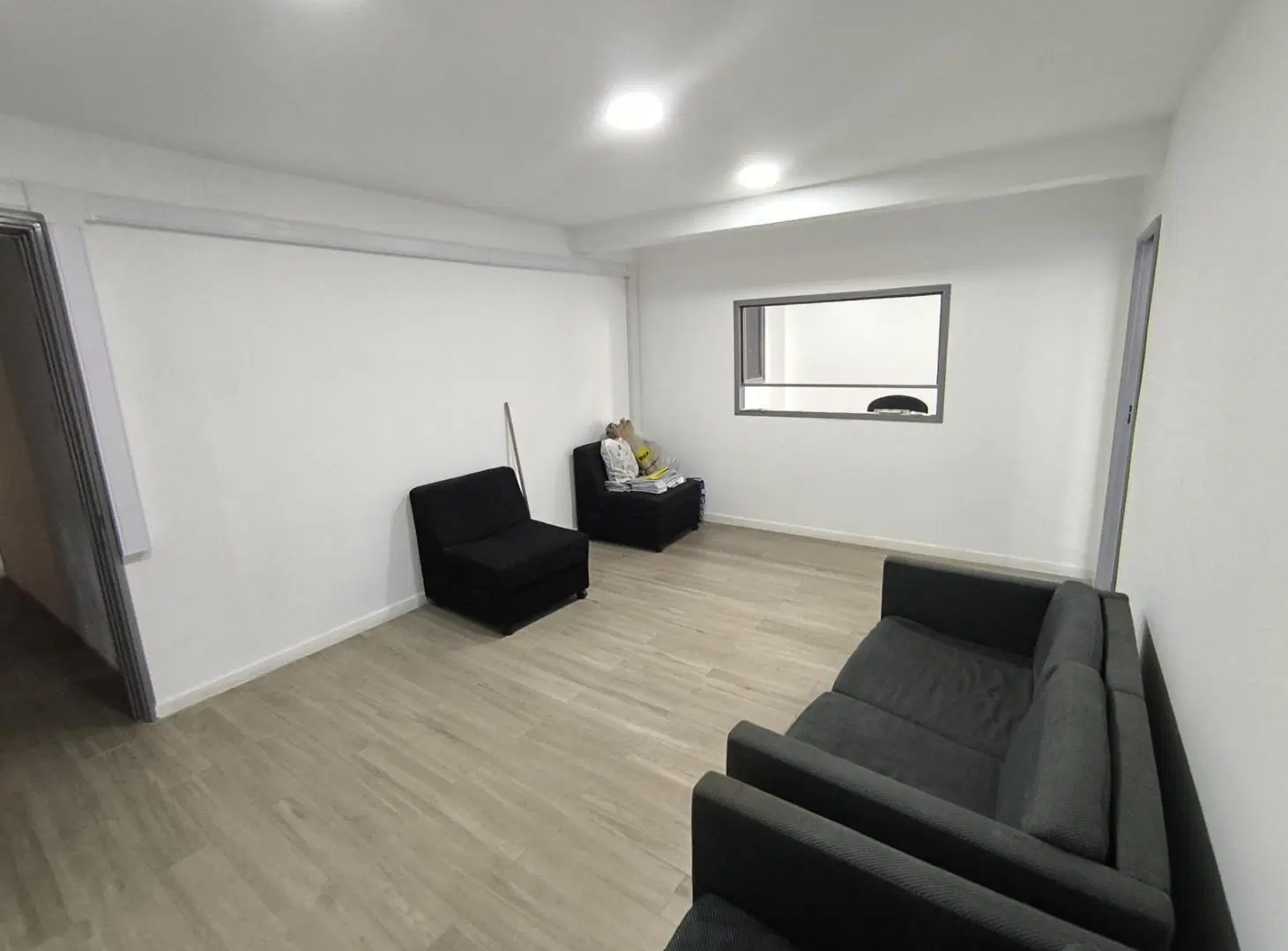 Unico piso de oficinas en el Microcentro de 120 M2!!!! Gran Oportunidad!!!! 4