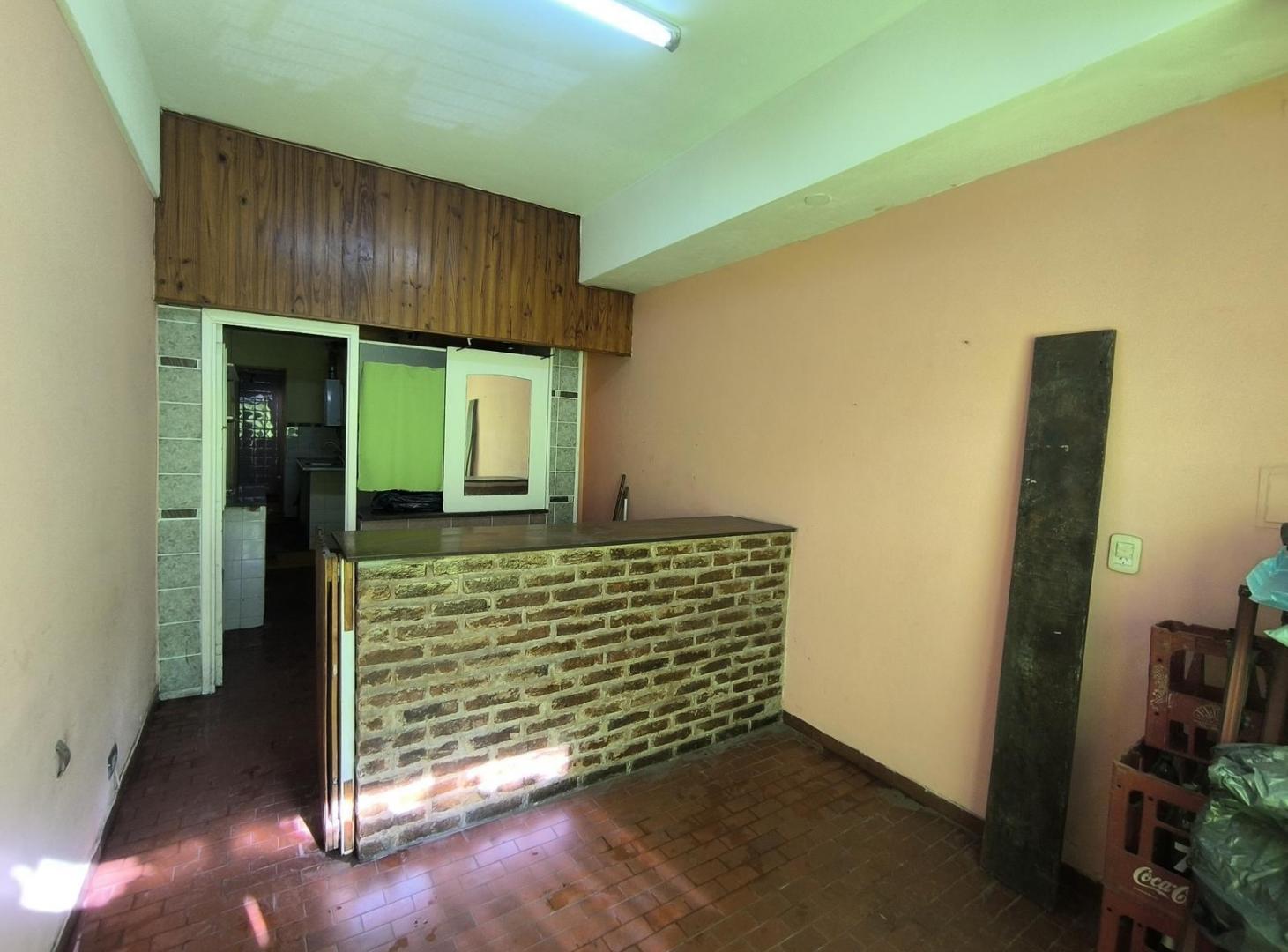 Foto de Local Comercial de 30 m2 en Parque Patricios con mucho potencial, imagen 4