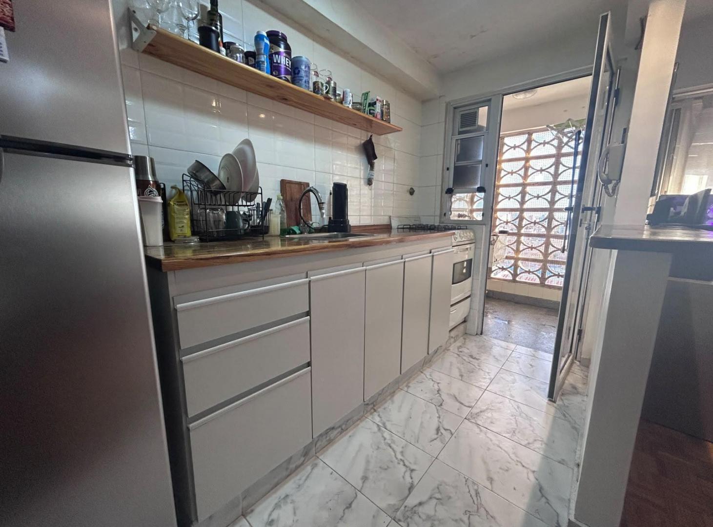 Foto de Amplio y luminoso 2 ambientes con Cocina Refaccionada y Seguridad 24 hs, imagen 5