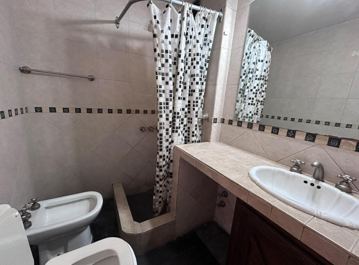 Foto de Oportunidad en Las Lomitas | 3 ambientes con gran potencial de inversión, imagen 5