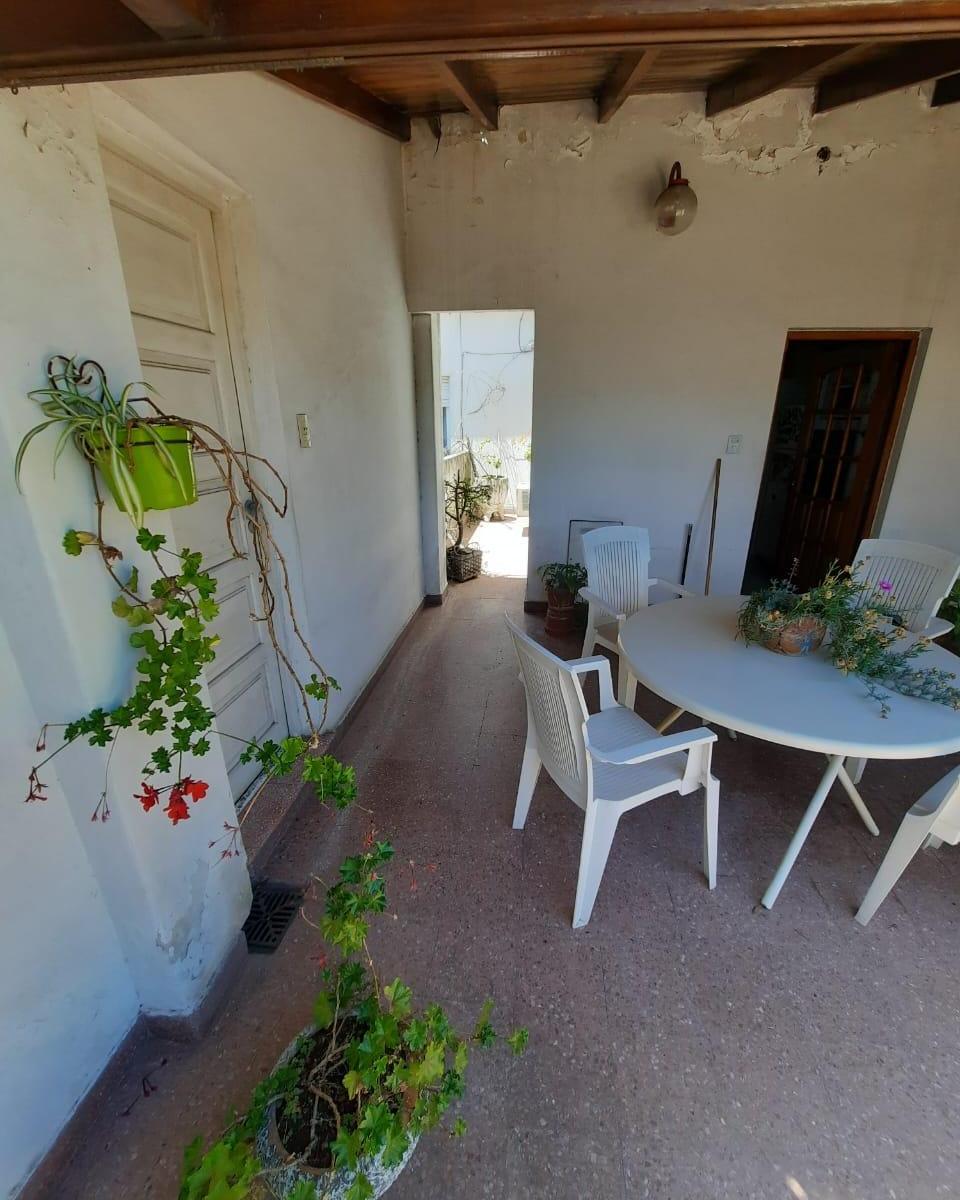 Gran PH a Refaccionar Ideal Dos Familias - 500 m² Totales 2