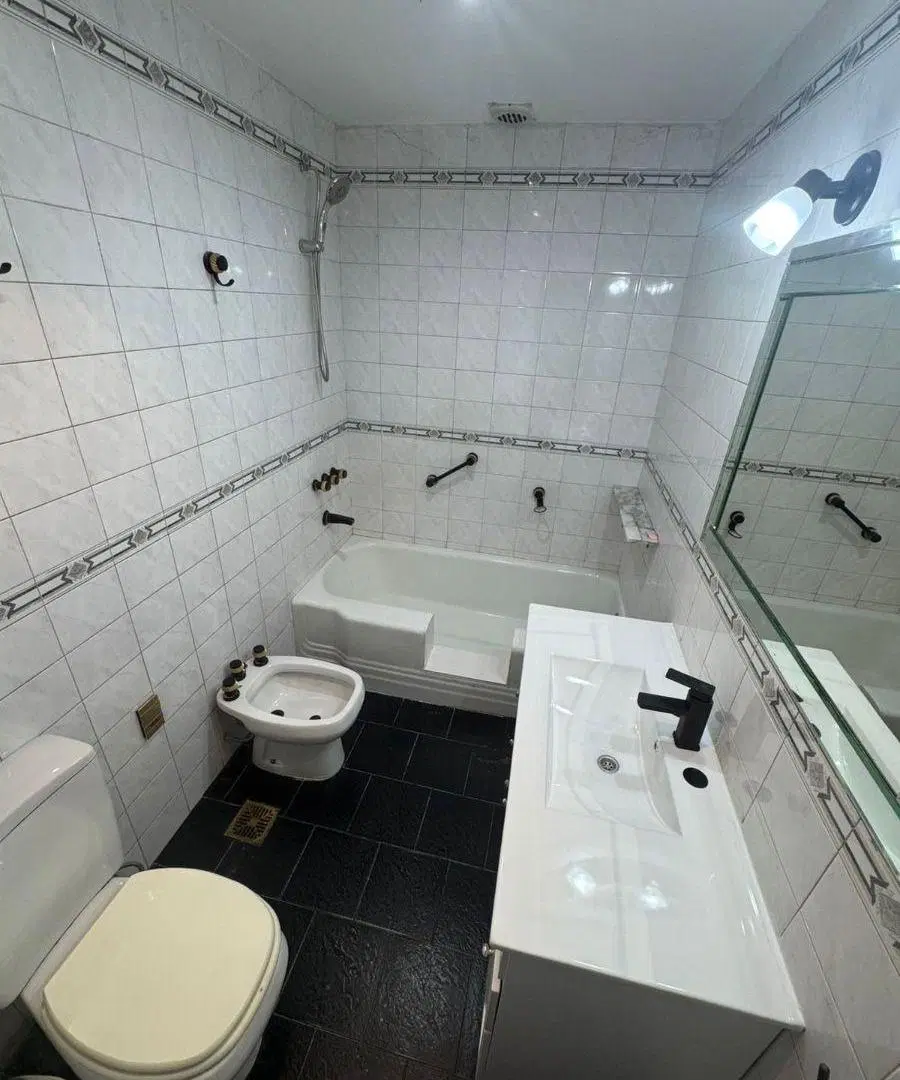 PH 4 AMBIENTES EN ALQUILER SIN EXPENSAS – 3 DORMITORIOS, PATIO Y GRAN TERRAZA PROPIA 2