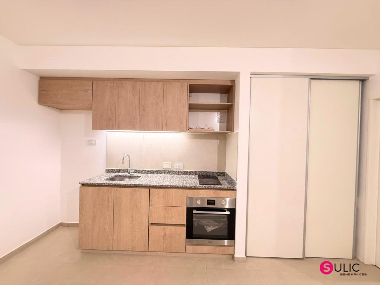 Foto de MONOAMBIENTE EN VENTA CON PATIO PROPIO - VILLA PUEYRREDON, imagen 4