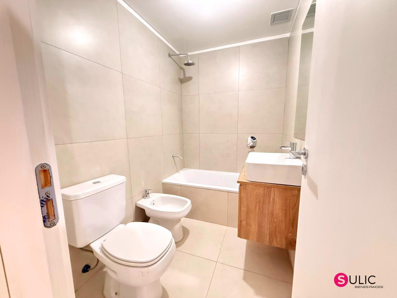 Foto de MONOAMBIENTE EN VENTA CON PATIO PROPIO - VILLA PUEYRREDON, imagen 1