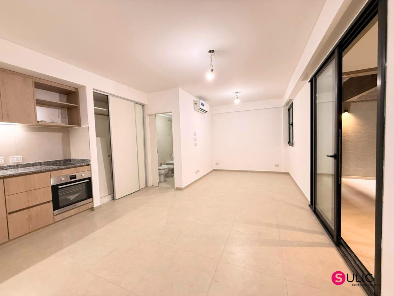 Foto de MONOAMBIENTE EN VENTA CON PATIO PROPIO - VILLA PUEYRREDON, imagen 5