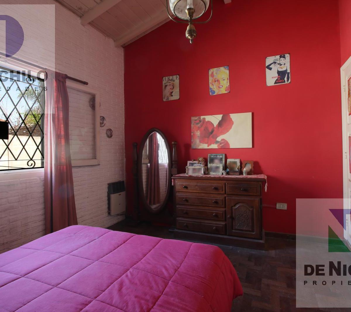 Venta Casa Chalet de 4 Amb. con Fondo y Parrilla en Berazategui, Oportunidad! Apta Credito 3