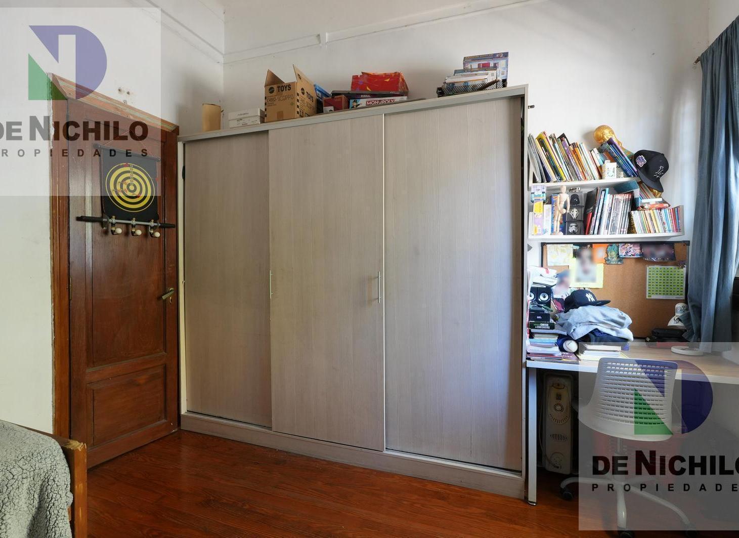VENTA PH EN ESQUINA DE 3 AMBIENTES EN LA BOCA