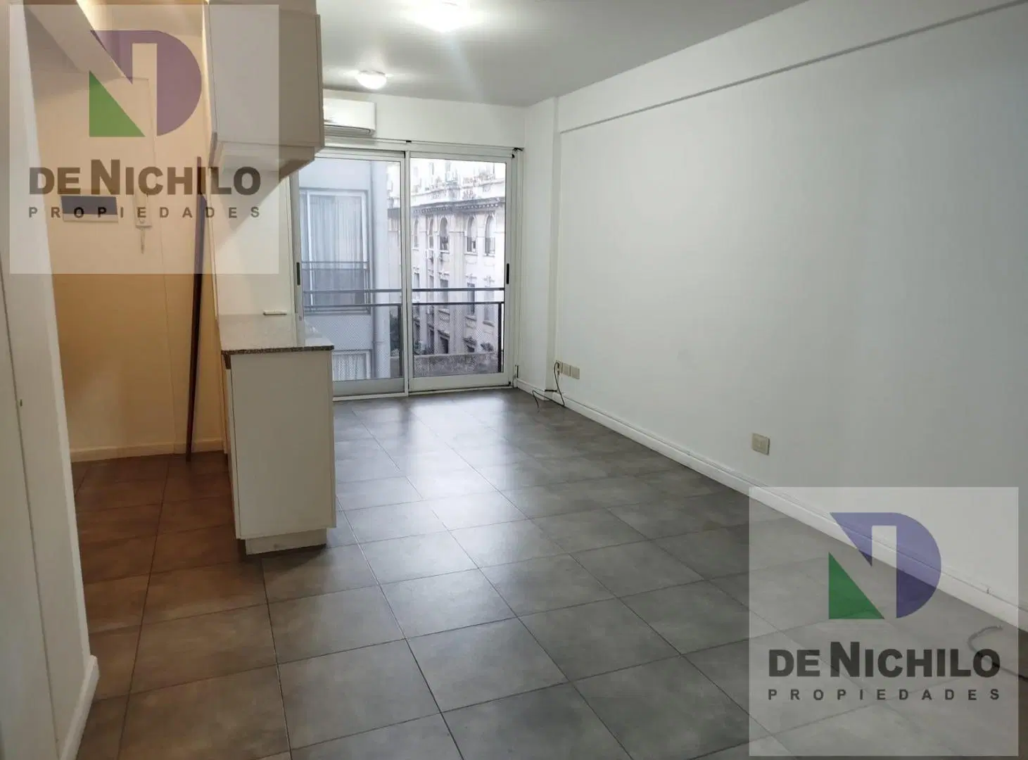 Alquiler monoambiente dividido con balcón en Barracas. 5