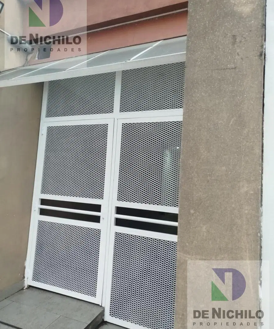 Alquiler monoambiente con balcón en Monserrat 4
