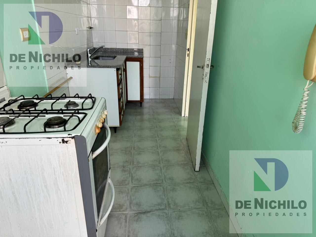 Foto de DEPARTAMENTO 2 AMBIENTES SUPERLUMINOSO CON VISTA PANORAMICA DE LA BOCA, imagen 5