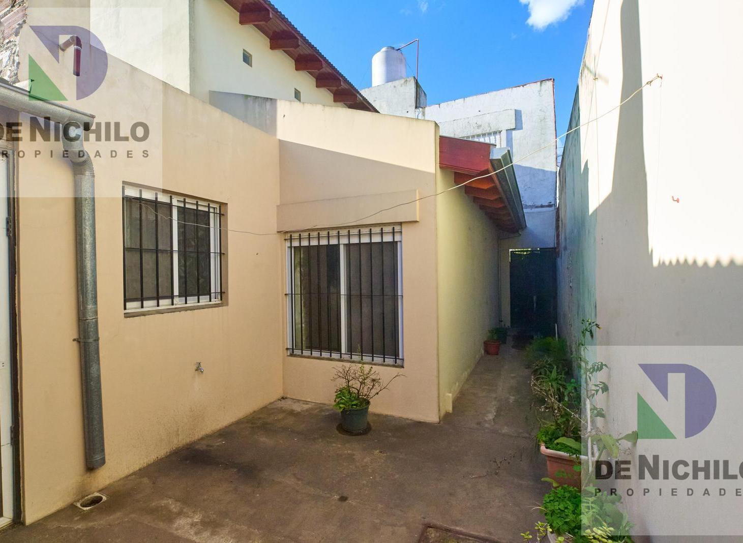 Foto de Amplia casa en Quilmes, imagen 1