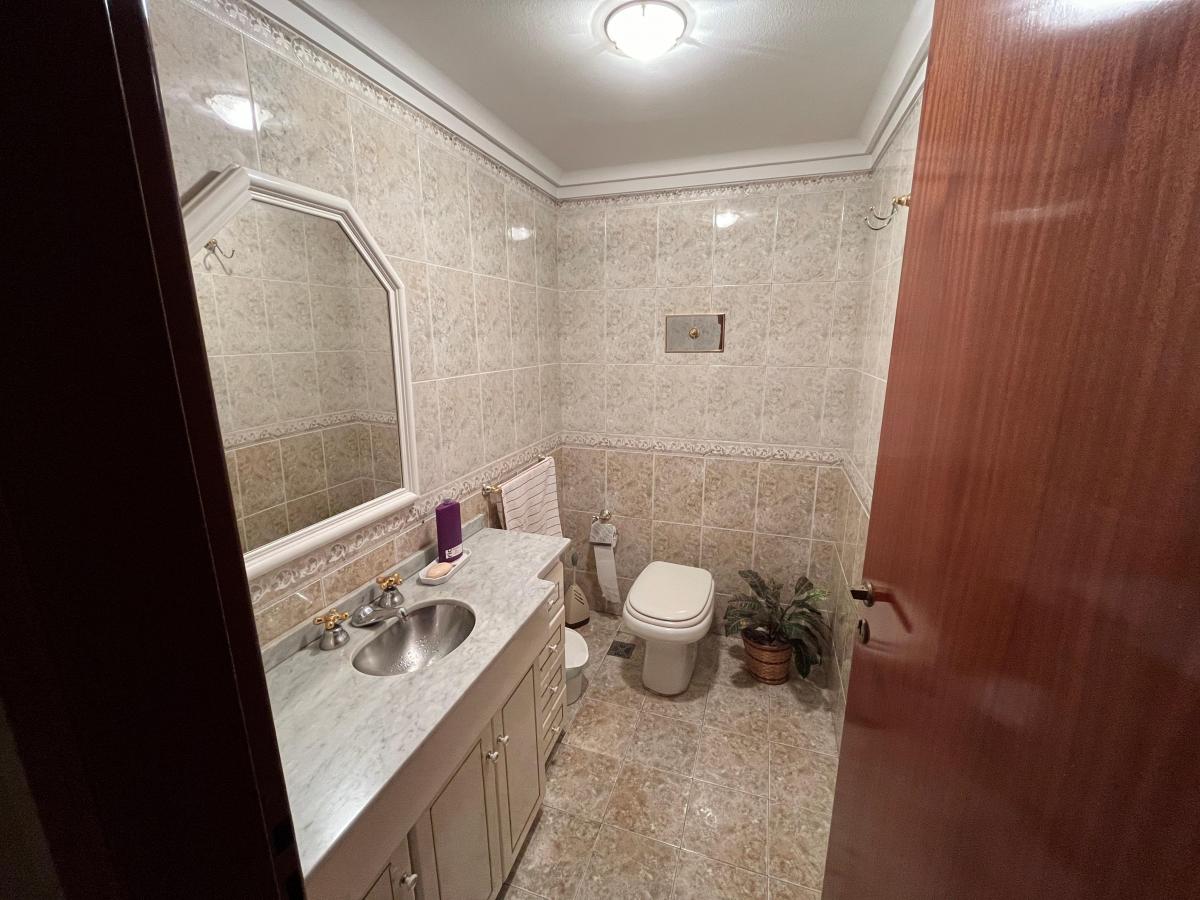 Casa 5 Ambientes con Cochera y Parque 5