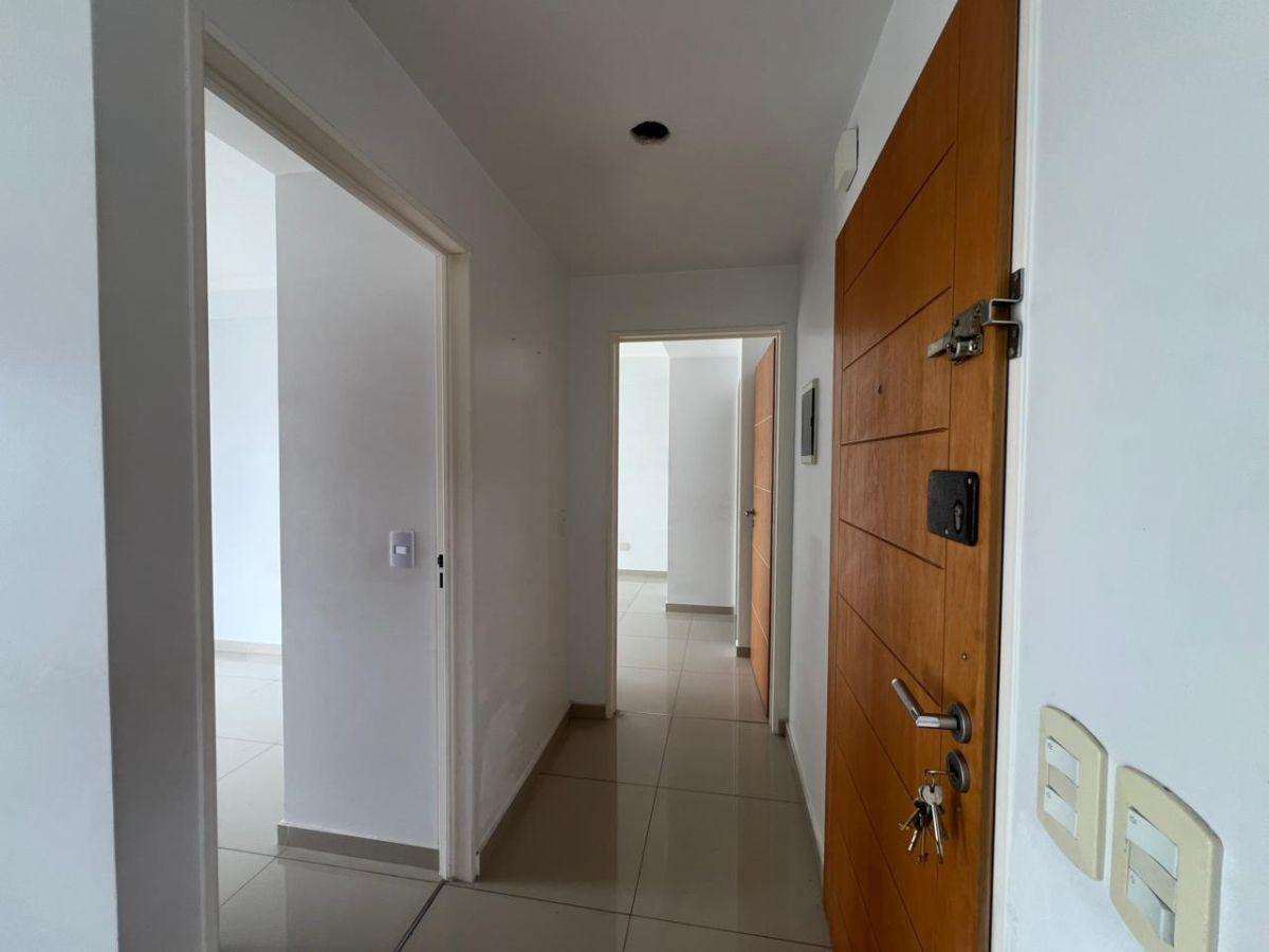 Foto de Departamento tres ambientes al contrafrente con terraza, en 10mo piso, imagen 4