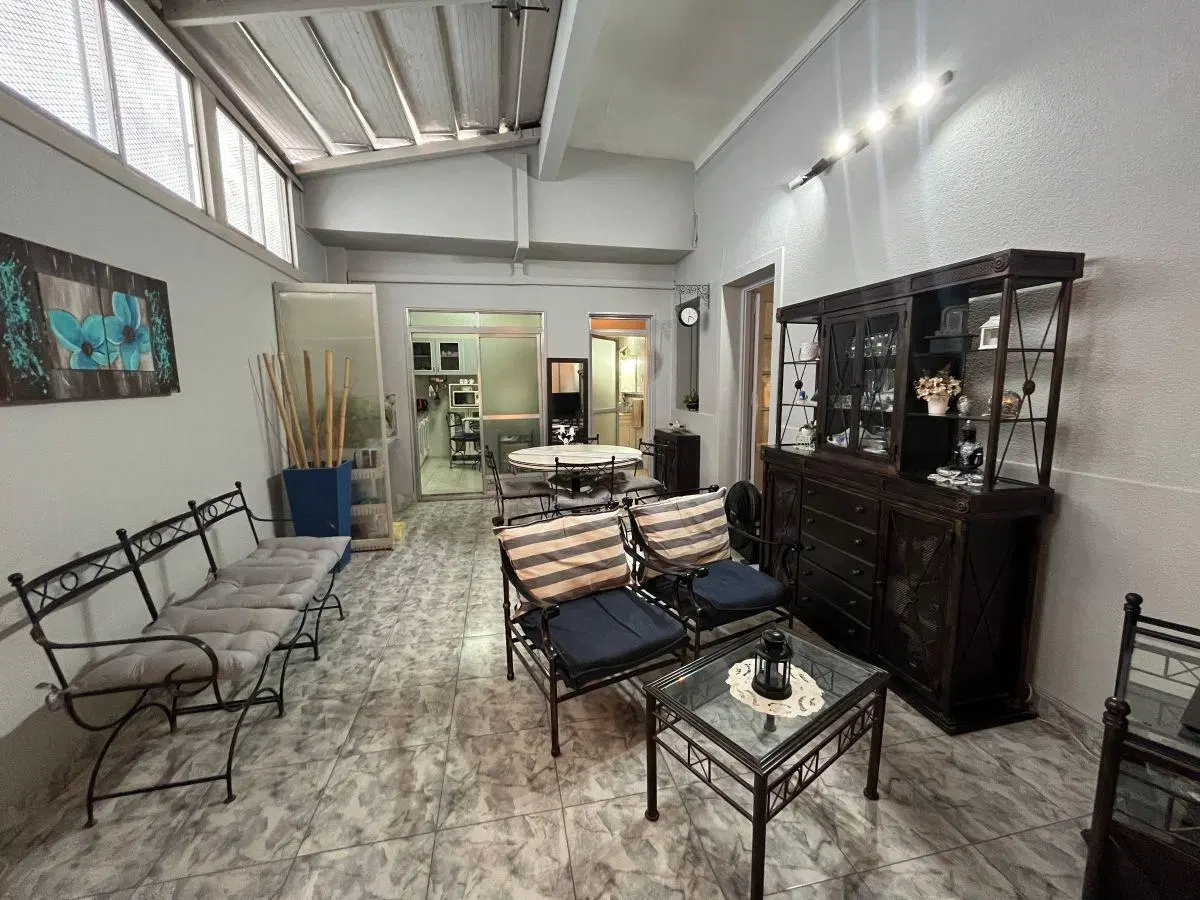 PH 3 ambientes en planta baja con garaje y terraza 3