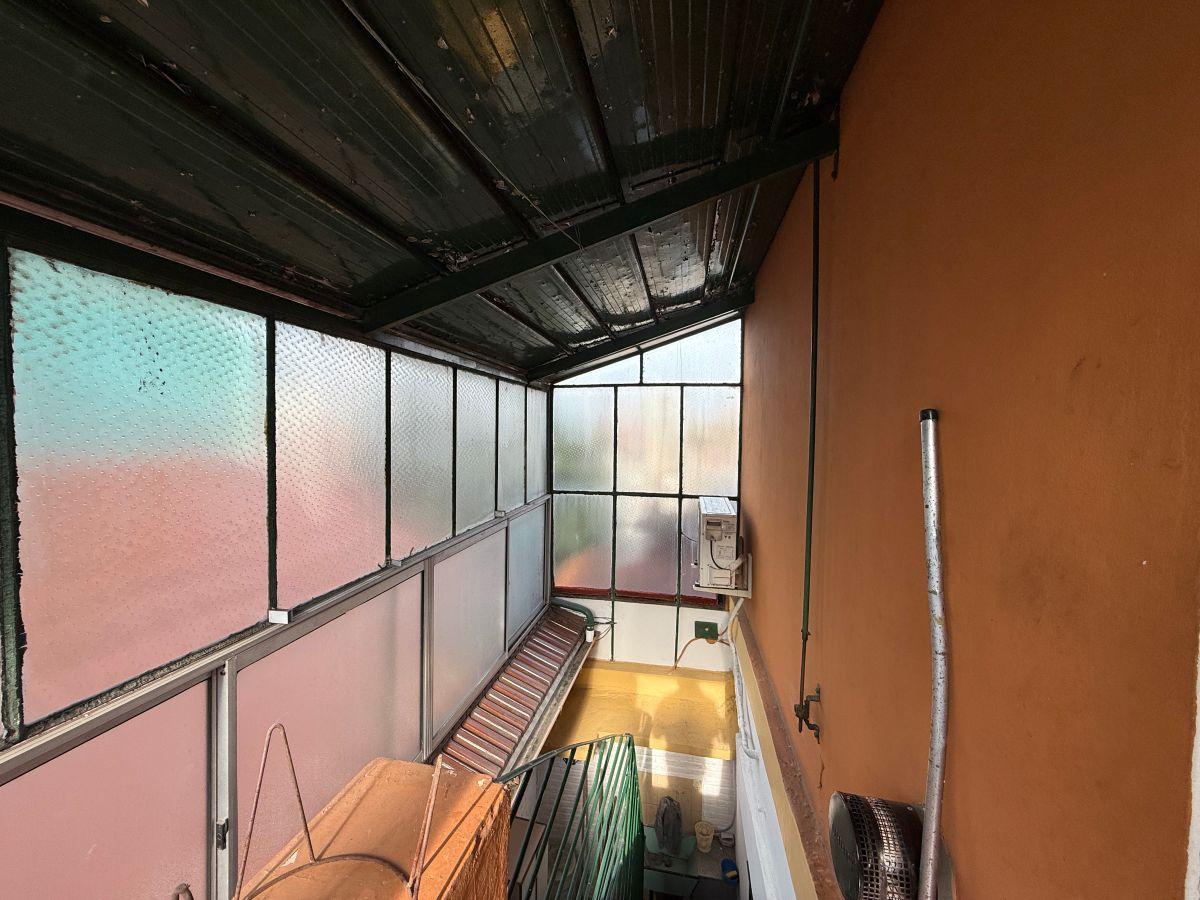 Foto de PH tres ambientes desarrollada en planta baja con terraza propia, imagen 3