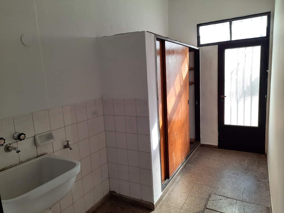 Oportunidad - Vendo Casa con Departamento - B San Francisco 2