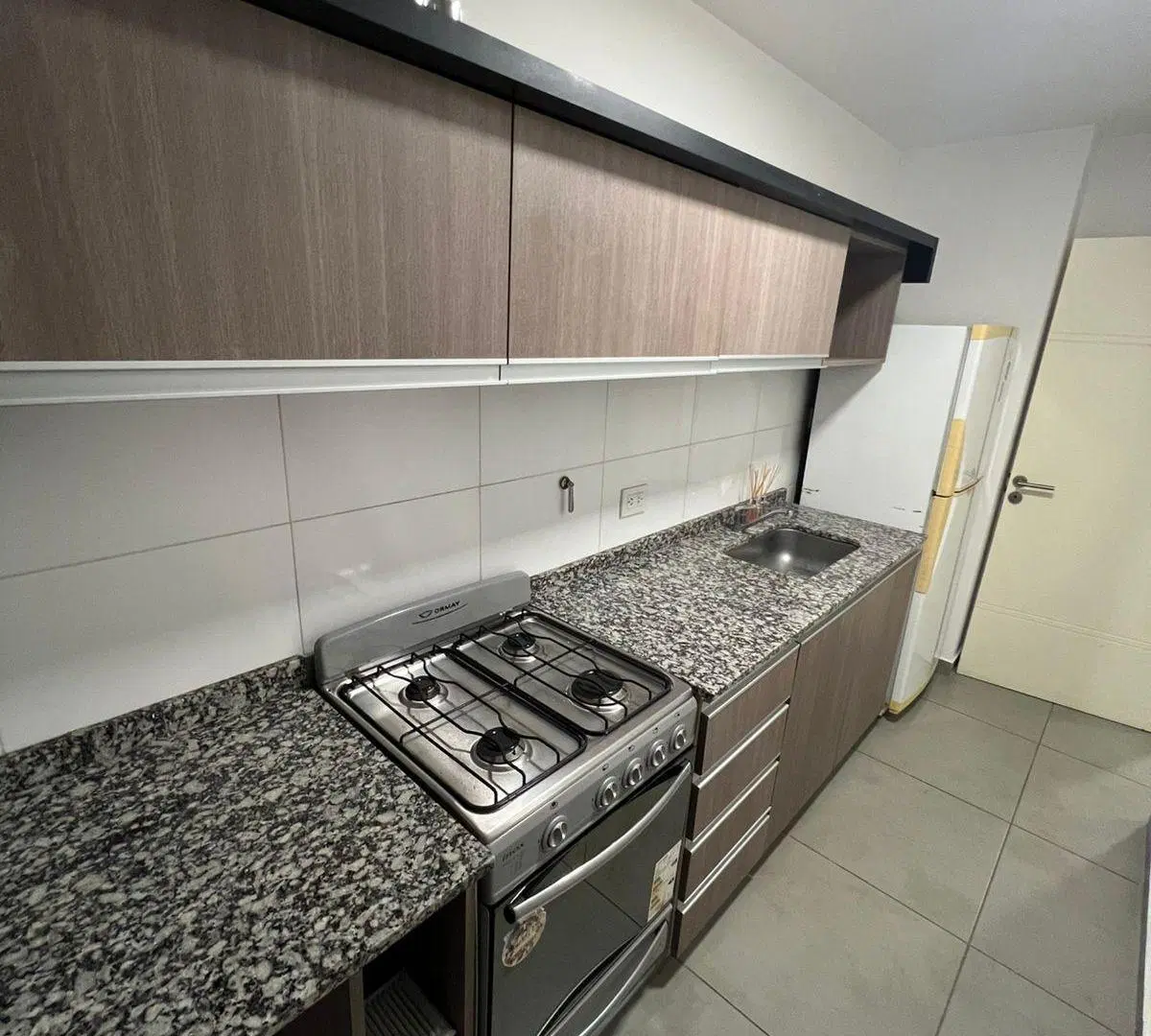 ALQUILO DEPARTAMENTO EN BARRIO NUEVA CORDOBA POR BV. ILLIA AL 500 5