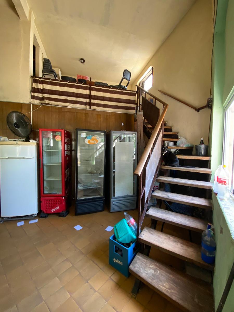 VENTA LOCAL COMERCIAL EN ESQUINA