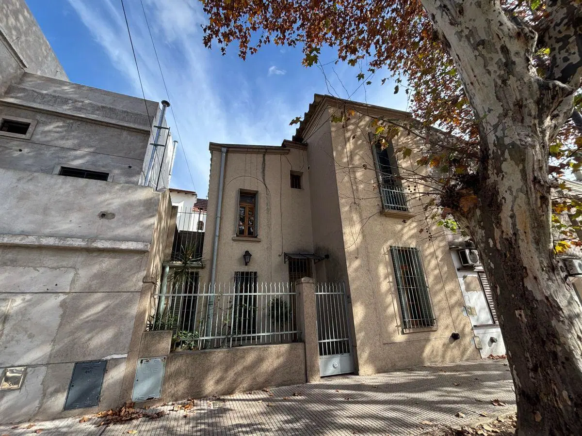 Venta casa 4 ambientes 5