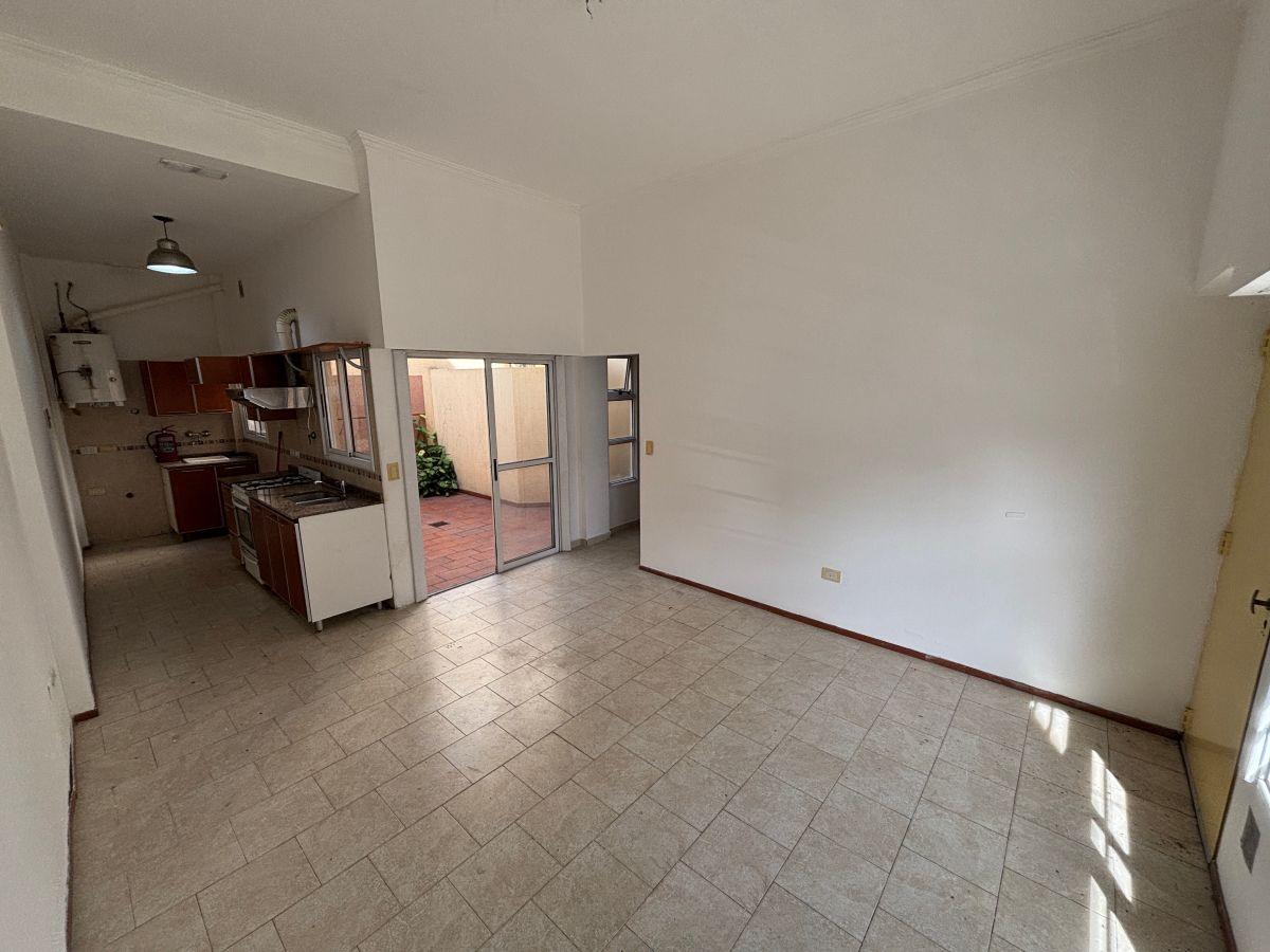 Foto de Ph 2 Ambientes Con Patio En Alquiler Sin Expensas., imagen 2