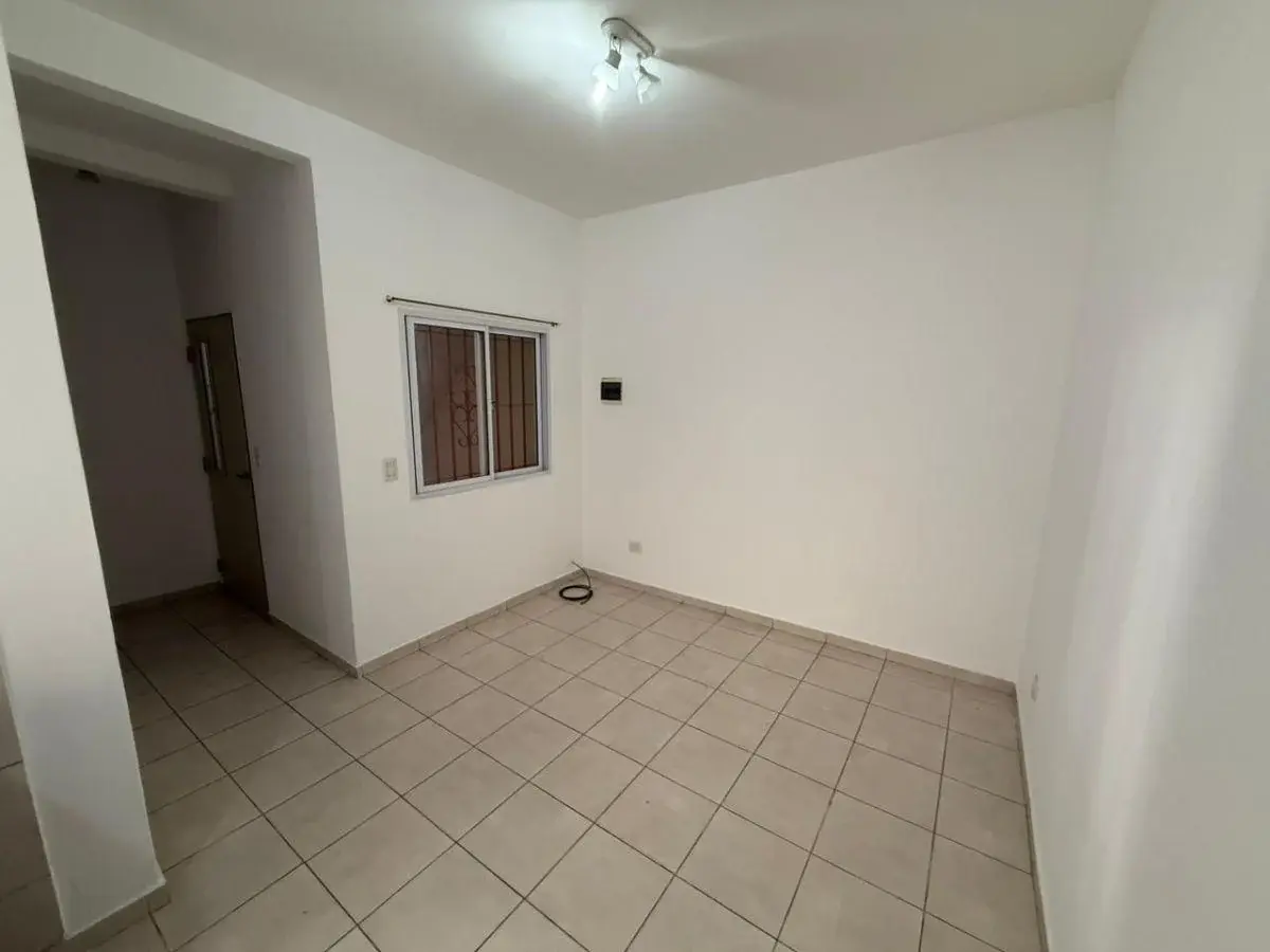 Alquiler – Parque Avellaneda - 3 ambientes con patio – White al 1200 4