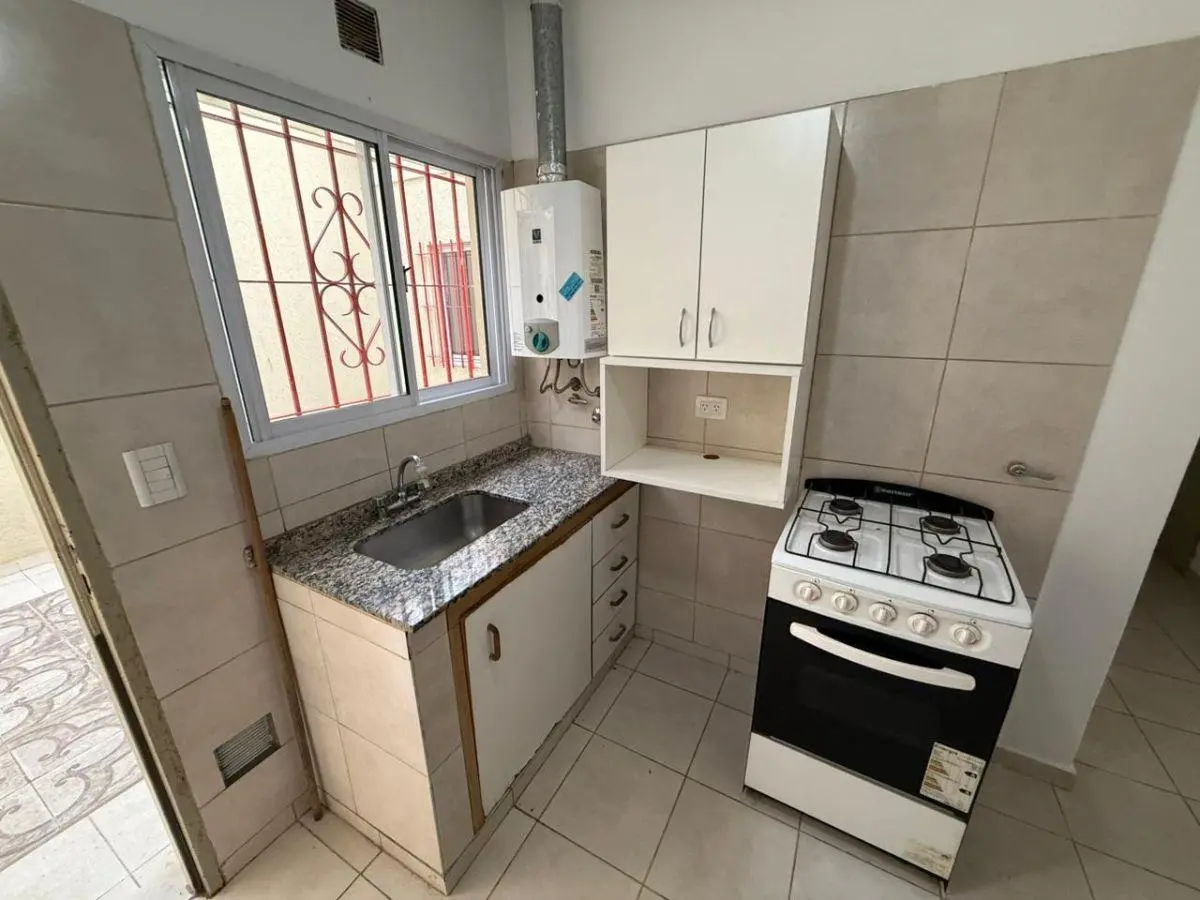 Alquiler – Parque Avellaneda - 3 ambientes con patio – White al 1200 5