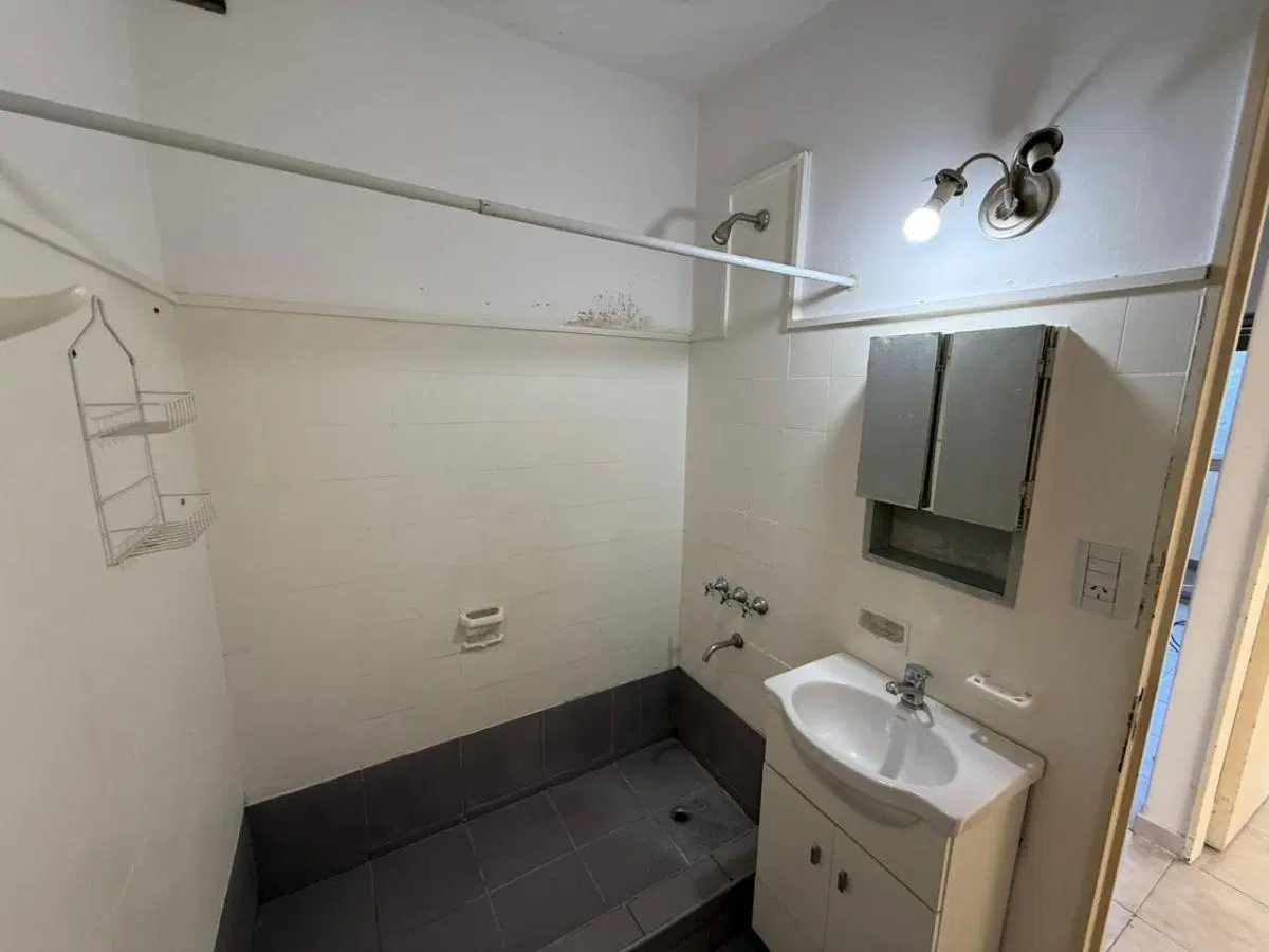 ALQUILER | 3 AMBIENTES | AV. ESCALADA 1015 | 1° PISO CONTRAFRENTE 5