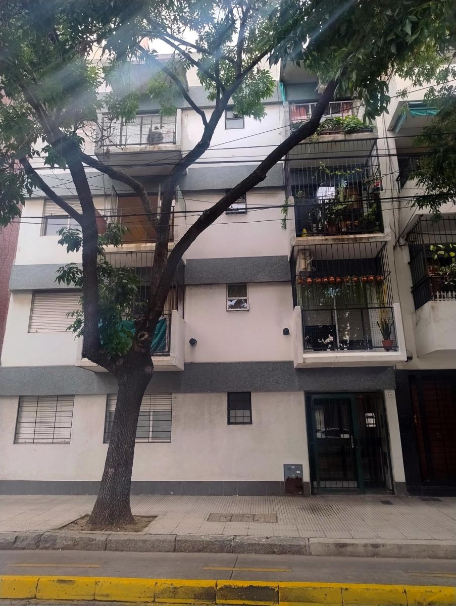 Depto 3 Amb, Piso 2 por Escalera, 50 Mtrs, Frente, Bajas Expensas 5