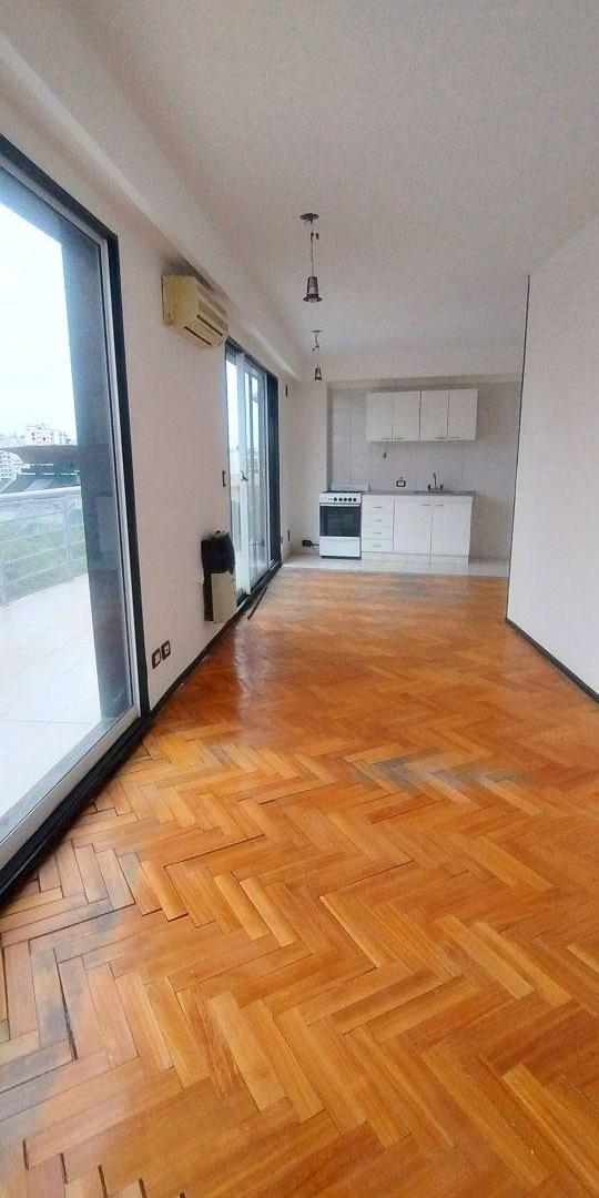 Depto monoambiente, 48 mtrs, frente, piso 8, balcón aterrazado