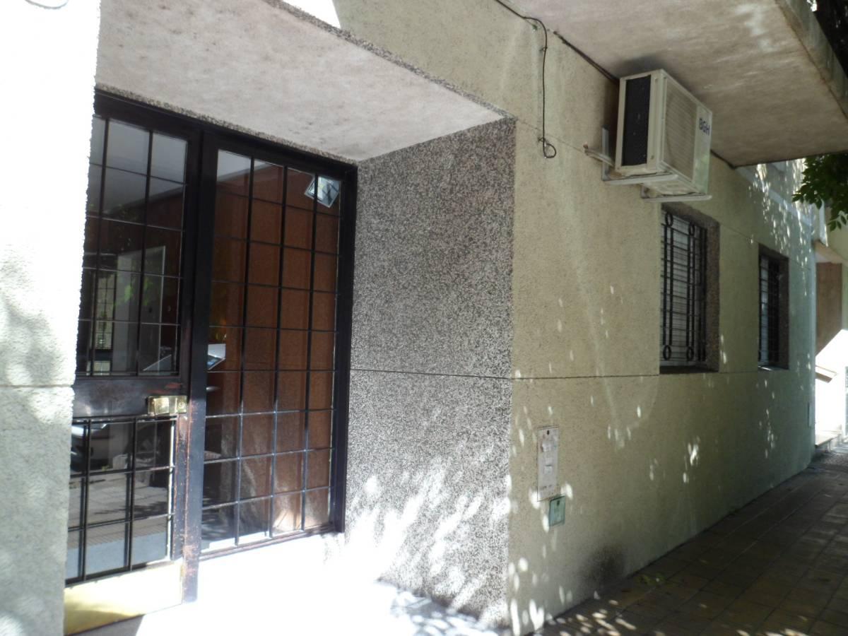 EXCELENTE PH DOS AMBIENTES EN COGHLAN- CALLE CONDE entre MONROE y Roosevelt.