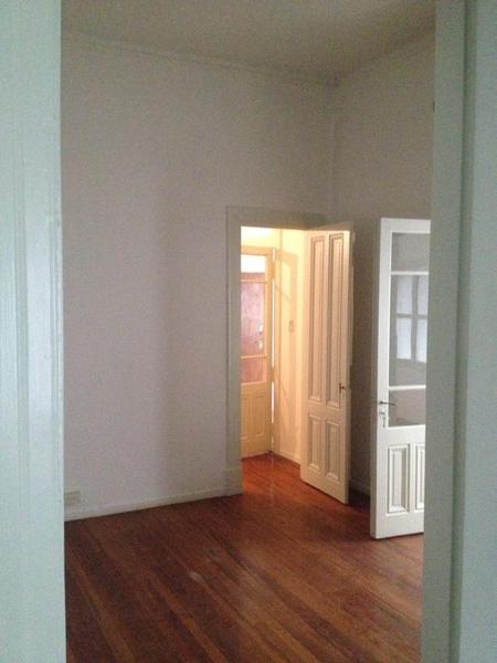 Departamento Apto Profesional de 3 Ambientes a Reciclar 4