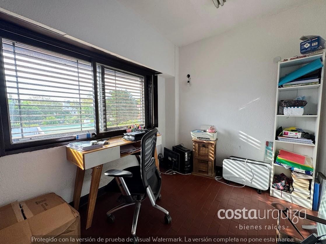 Casa en Vicente Lopez 4 Dorm., Jardín, Pileta. 4