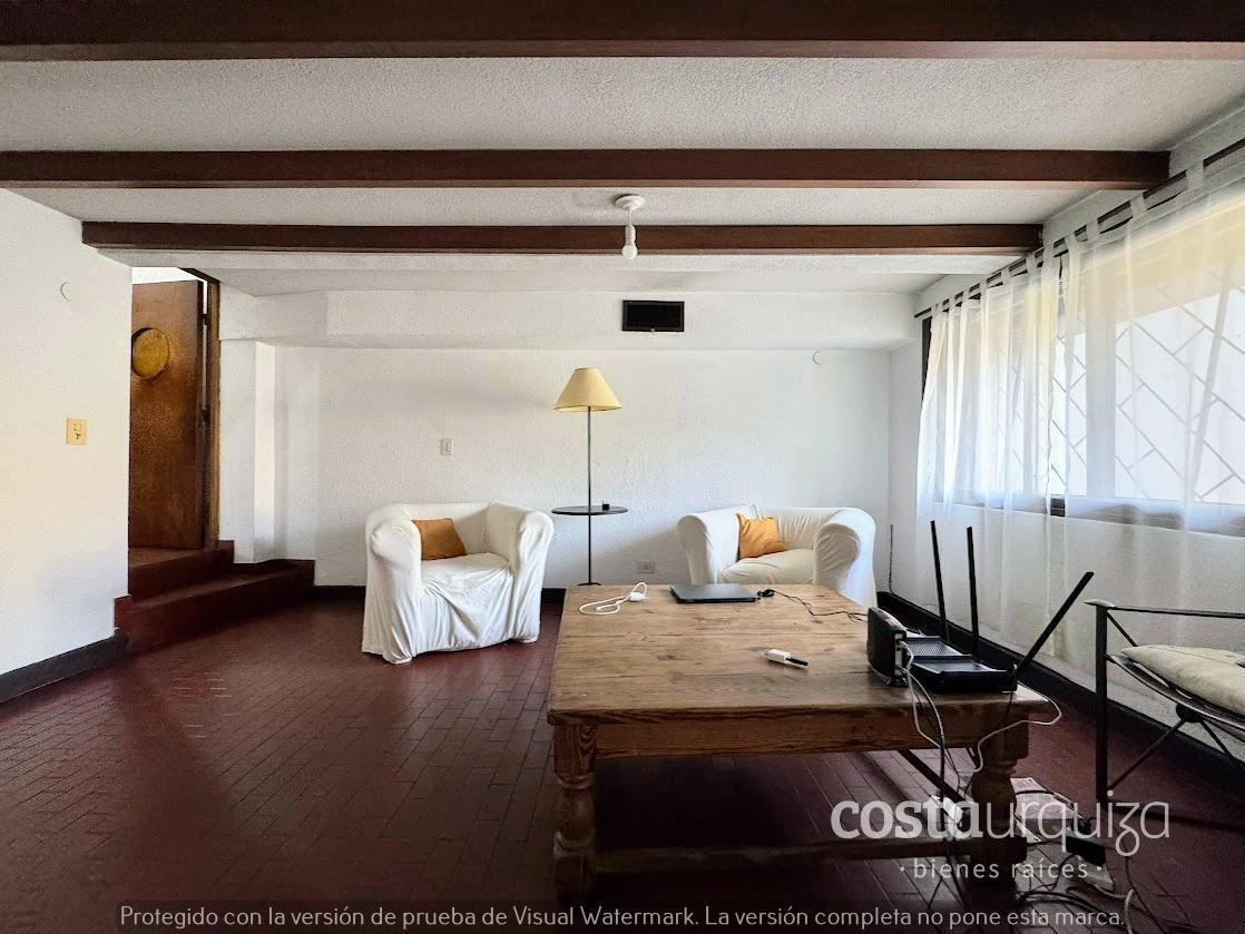 Casa en Vicente Lopez 4 Dorm., Jardín, Pileta. 1
