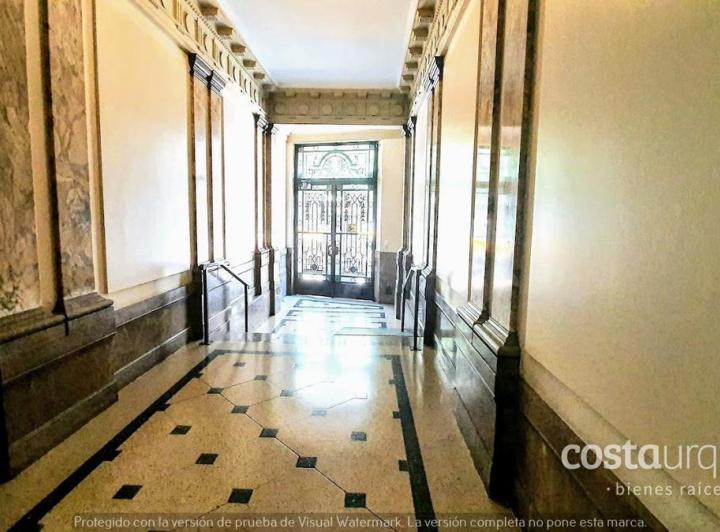 Departamento -  tres dormitorios - Recoleta - Impecable - Edificio Histórico 3