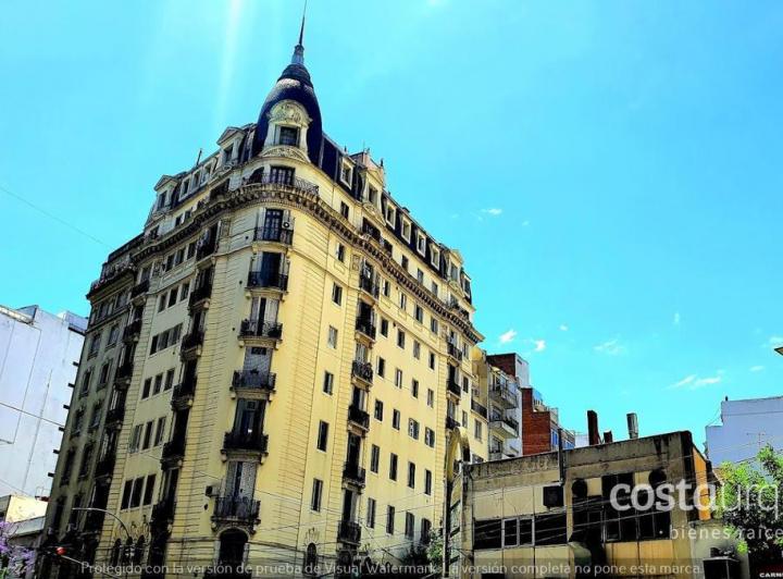 Departamento -  tres dormitorios - Recoleta - Impecable - Edificio Histórico 1