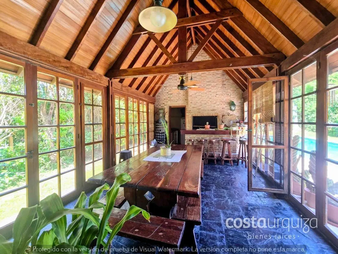 Casa en Campo Chico, 3 dormitorios, pileta y gran quincho 5