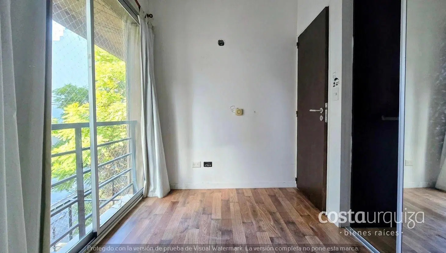 Excelente departamento 3 ambientes en duplex en Olivos - Pileta, parrilla y cochera fija 5