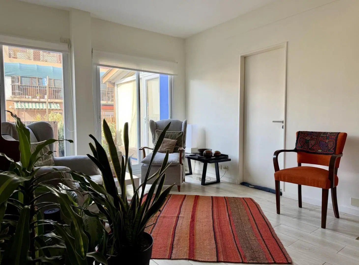 Departamento de 3 dormitorios 2 baños y terraza al frente en Palermo 1