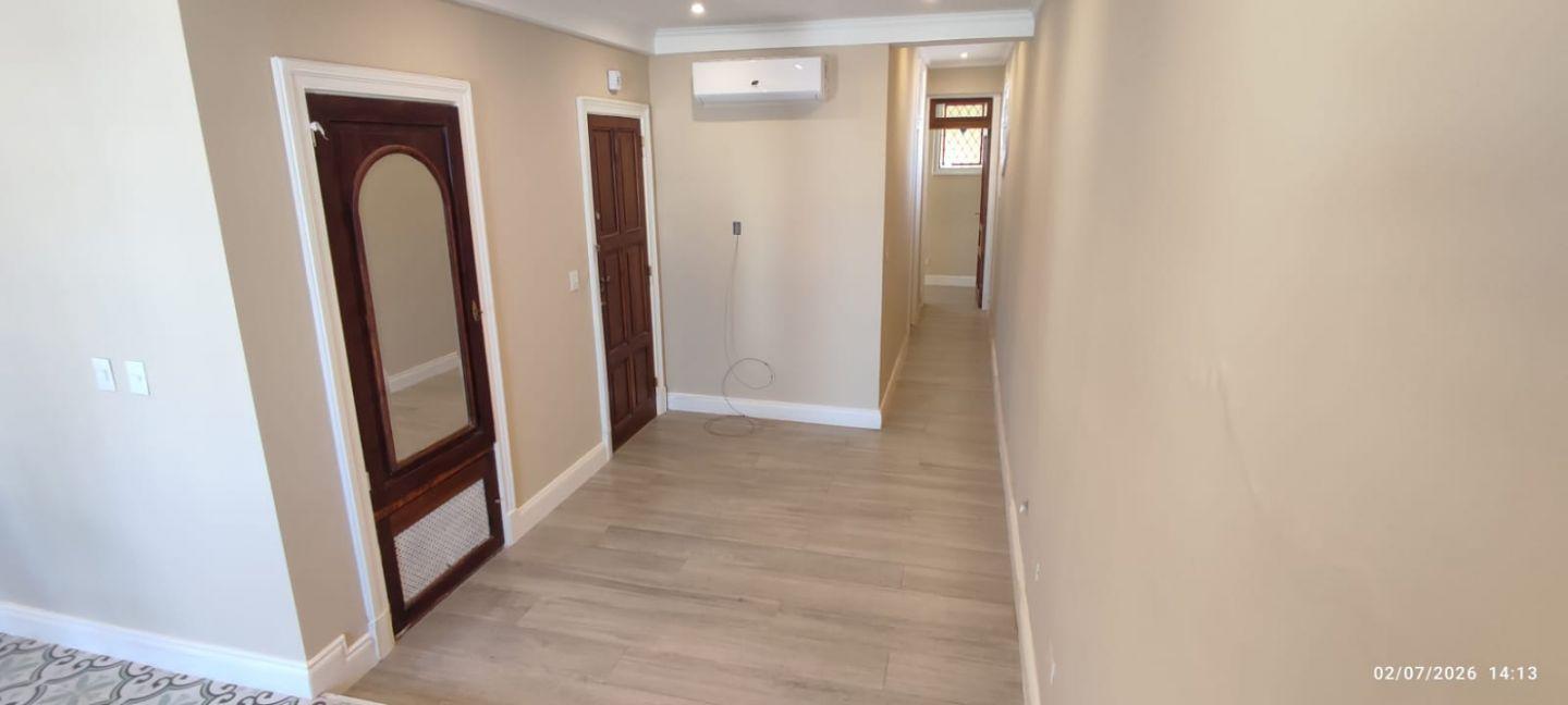 Foto de Departamento 4 ambientes 0 dormitorios. | Avenida de Mayo 1229, imagen 3