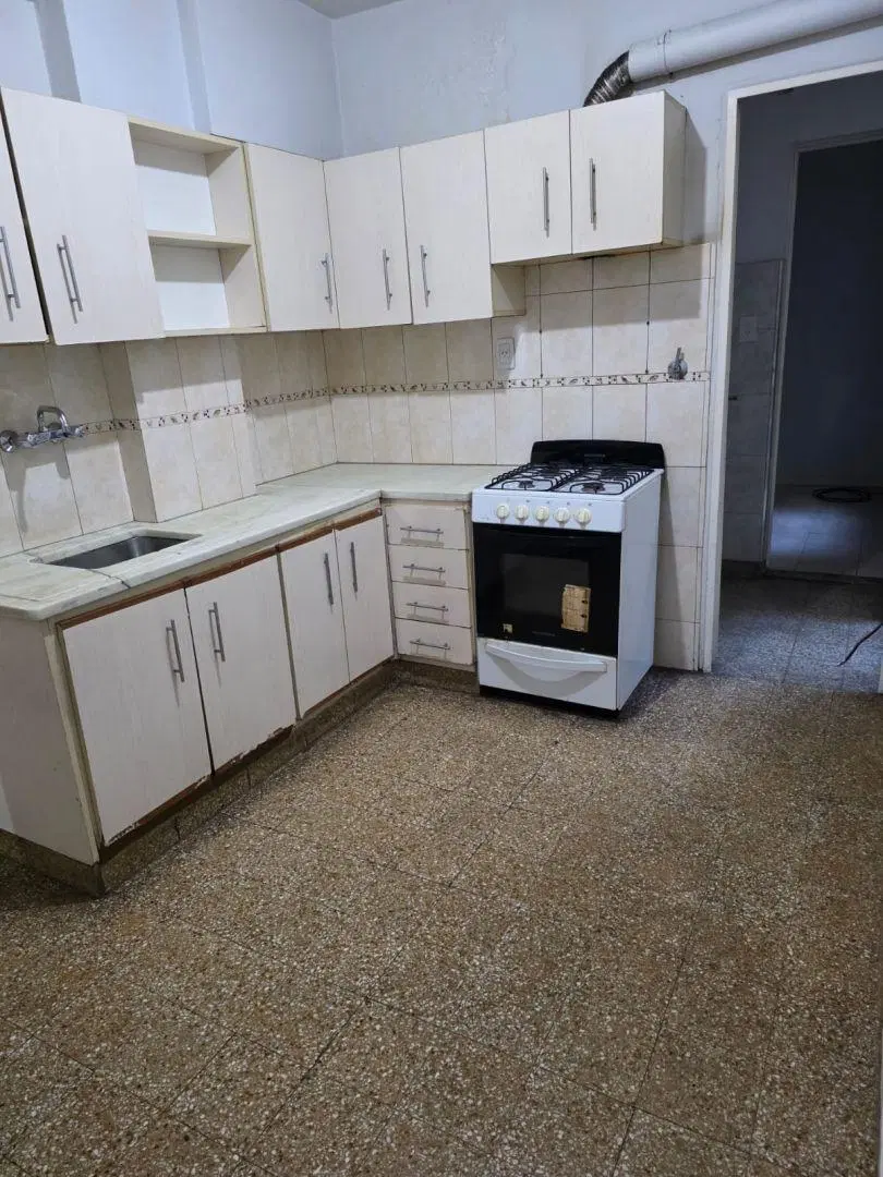 Departamento 3 ambientes. | Sarmiento 2672 5