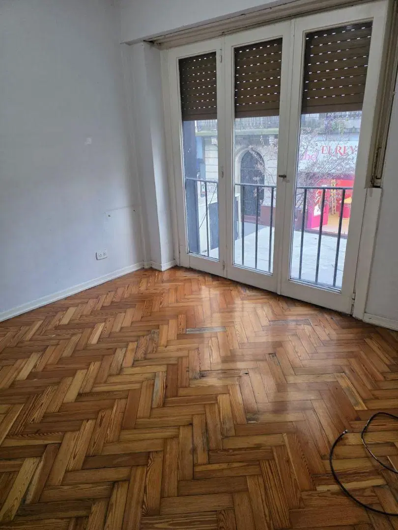 Departamento 3 ambientes. | Sarmiento 2672 1