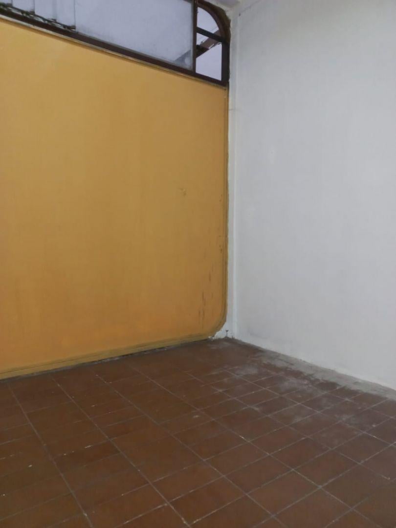 Foto de Local . | AV DE MAYO 1260, imagen 3