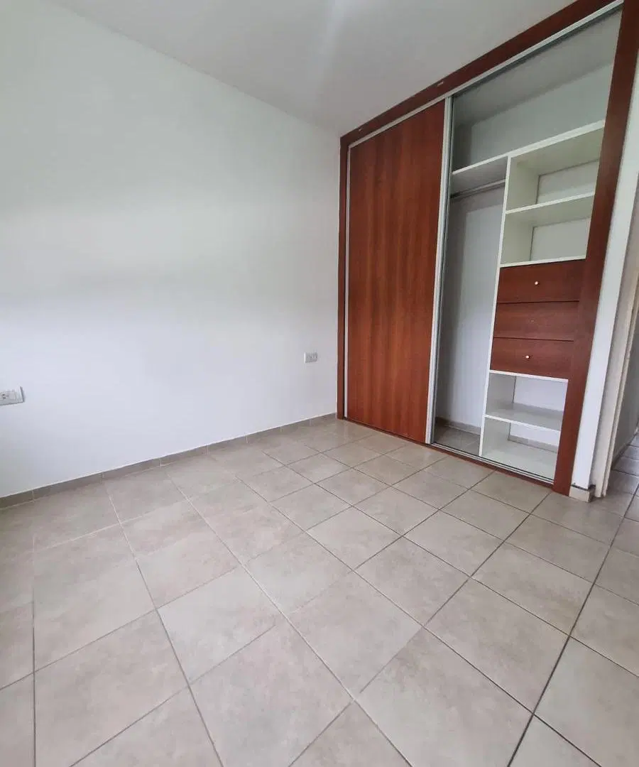Departamento en Abasto 4