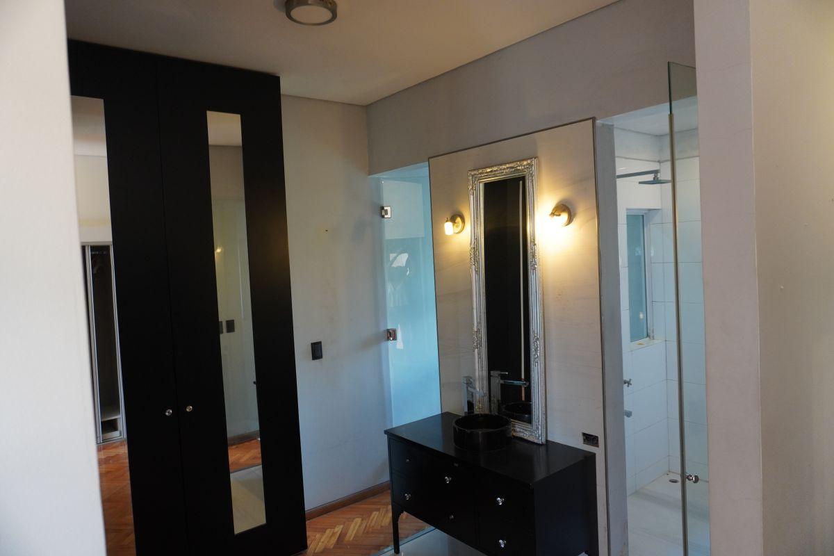 Foto de CASA EN OLIVOS 4 DORMITORIOS, PILETA, COCHERA, PARQUE, QUINCHO., imagen 4