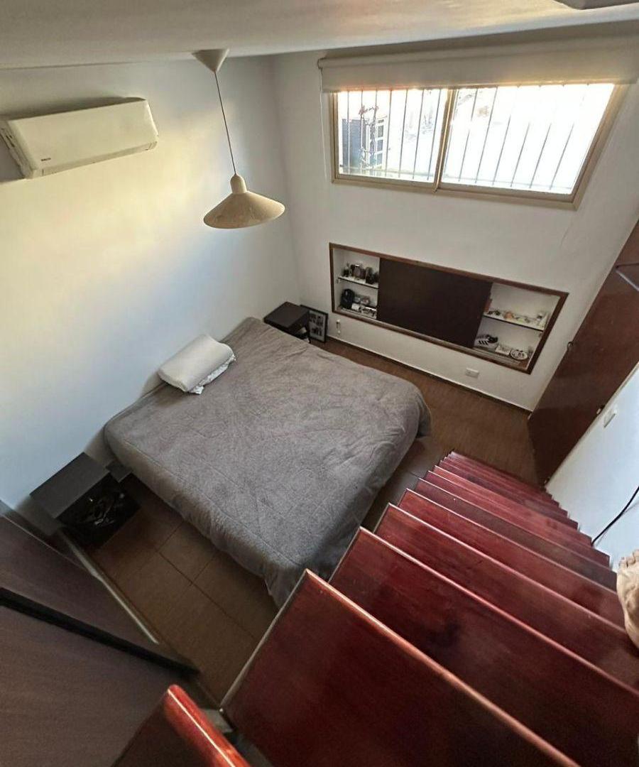 Foto de CASA EN VENTA 5 AMBIENTES CON COCHERA Y PILETA EN POMPEYA, imagen 3