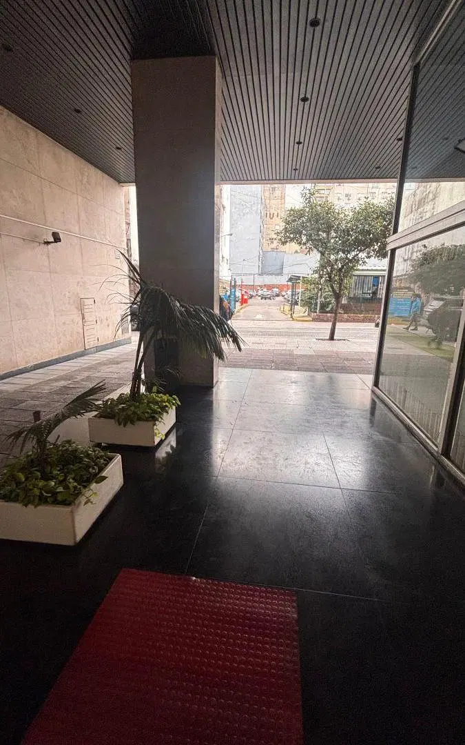 OFICINA 230M2 VENTA MICROCENTRO 1 COCHERA 2