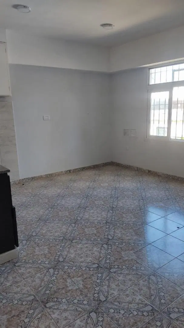 Departamento 2 amb en De Vicenzo Grande 2