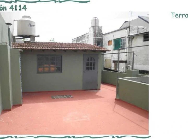 Casa de 6 ambientes uso COMERCIAL UNICAMENTE - Morón al 4100 4