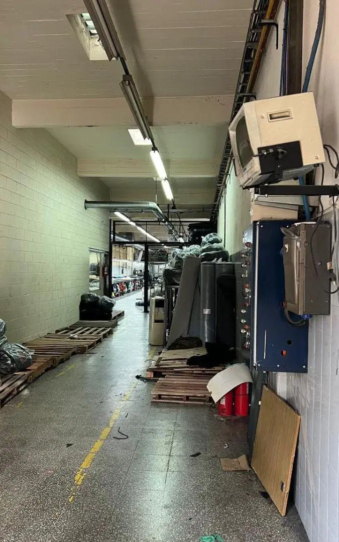 Deposito de 400 m2 todo en una planta sin columnas - Caracas 2038 3